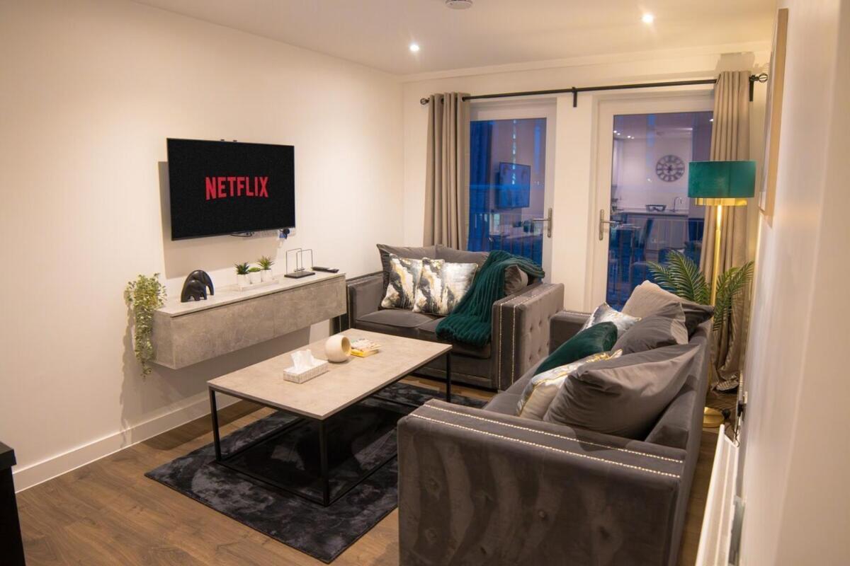 Luxury Mcr 2bed,2bath Apartment- Location! Apartment Manchester